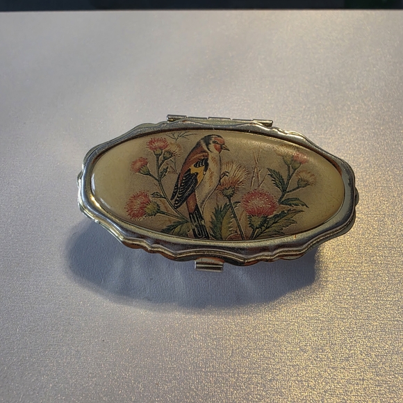 Vintage Bird Motif Trinket Box Pills Box - Picture 7 of 8